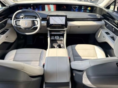 New 2026 Lincoln Nautilus Reserve w/ Jet Appearance Package image 16