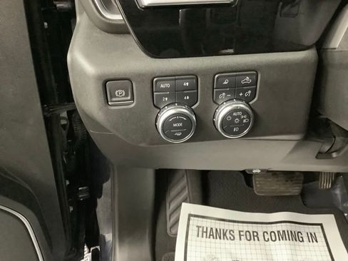 Used 2022 GMC Sierra 1500 SLT w/ X31 Off-Road Package image 14