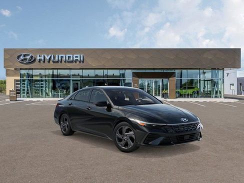 New 2026 Hyundai Elantra Sport image 2