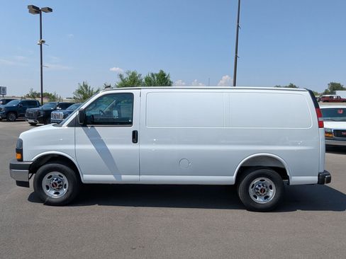 New 2025 GMC Savana 2500 Work Van w/ Safety Package image 2