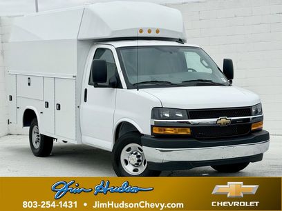 New 2025 Chevrolet Express 3500 1WT w/ Power Convenience Package