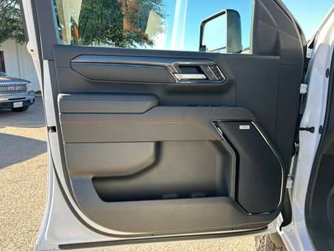 New 2026 GMC Sierra 2500 AT4X image 29