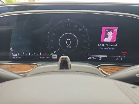 Used 2024 Cadillac Escalade ESV Sport Platinum image 12