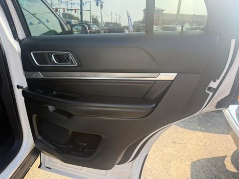 Used 2016 Ford Explorer Sport w/ Equipment Group 401A AWD/4WD image 19