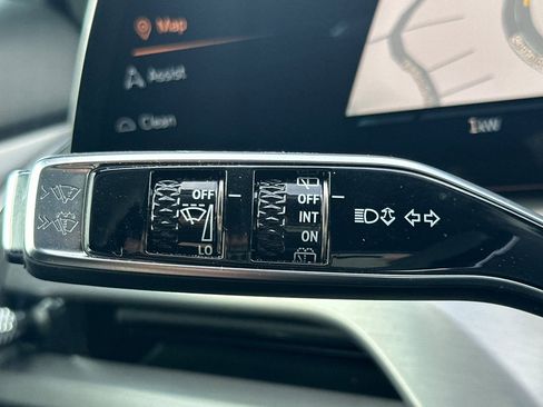 Used 2026 Cadillac Vistiq Sport w/ LPO, Floor Liner Package image 37