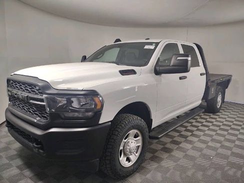 Used 2023 RAM 2500 Tradesman image 3