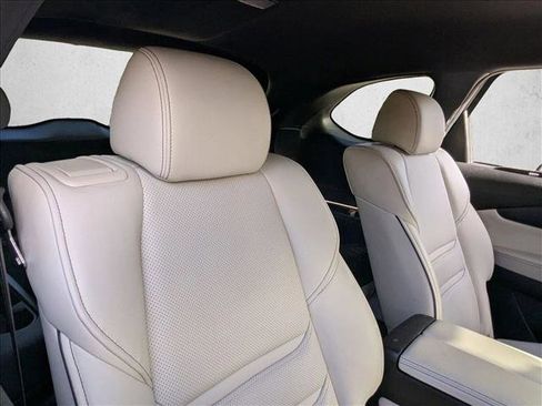 Used 2020 MAZDA CX-9 Signature image 19