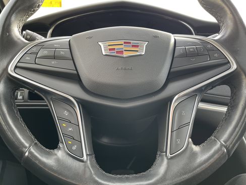 Used 2019 Cadillac XT5 Luxury image 16