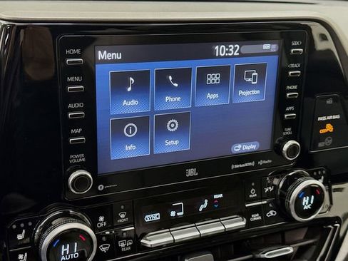 Used 2021 Toyota Highlander Limited image 14