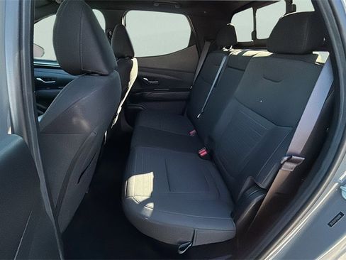 Used 2023 Hyundai Santa Cruz SEL Premium image 13