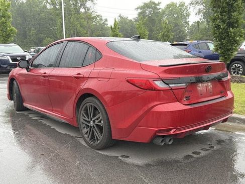 Used 2025 Toyota Camry XSE w/ Premium Plus Package AWD/4WD image 5