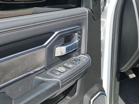 Used 2021 RAM 2500 Laramie AWD/4WD image 12