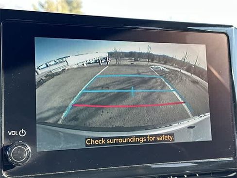 Used 2024 Toyota Corolla Cross LE image 13