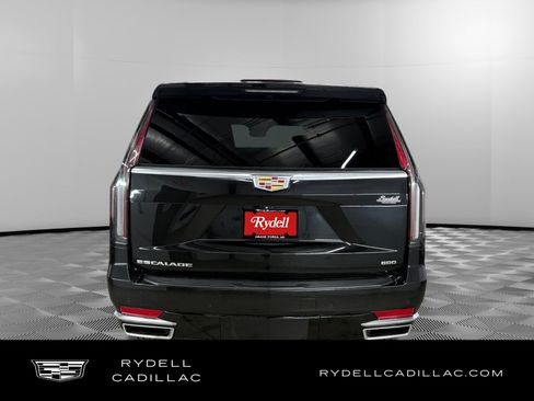 Used 2023 Cadillac Escalade Premium Luxury AWD/4WD image 4