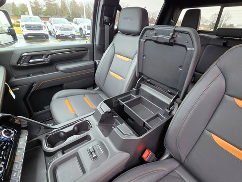 New 2026 GMC Sierra 2500 AT4 w/ AT4 Premium Plus Package image 13