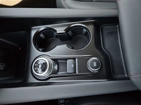 New 2026 Ford Explorer Active w/ Active Comfort Package RWD image 28