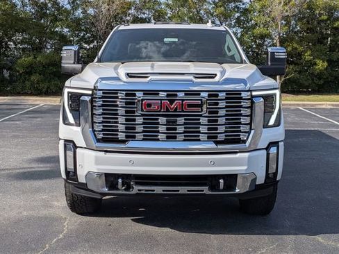 New 2026 GMC Sierra 2500 Denali w/ Denali Reserve Package AWD/4WD image 8