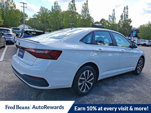 New 2025 Volkswagen Jetta S image 4