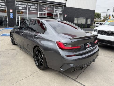 Used 2021 BMW 330i Sedan w/ M Sport Package RWD image 4