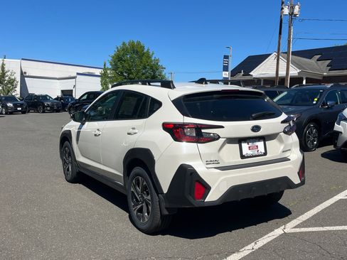 Certified 2024 Subaru Crosstrek 2.0i Premium AWD/4WD image 3