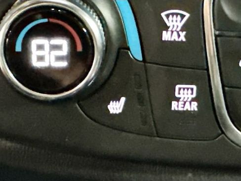 Used 2023 Chevrolet Traverse RS w/ LPO, Floor Liner Package image 21