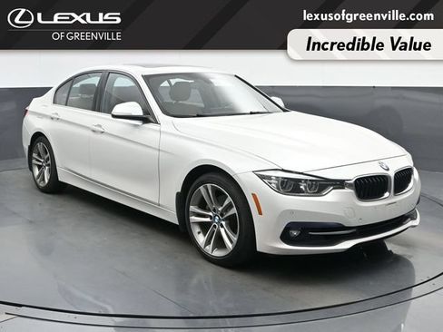 Used 2017 BMW 330i Sedan RWD image 2