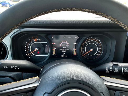Used 2024 Jeep Wrangler Unlimited Sport AWD/4WD image 13