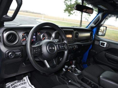 Used 2022 Jeep Wrangler Sport image 26