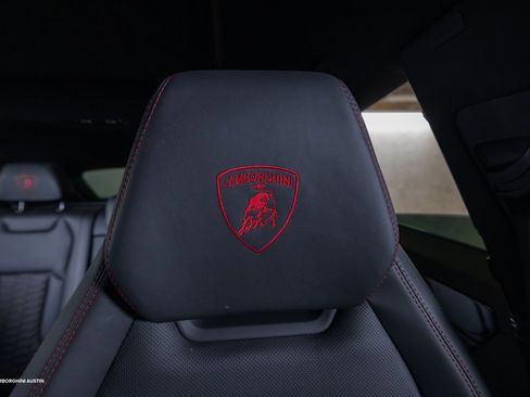 Used 2024 Lamborghini Urus S image 35