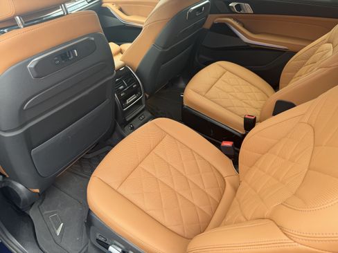 Used 2026 BMW X7 xDrive40i AWD/4WD image 17