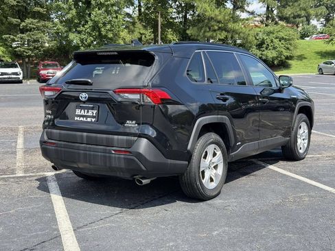 Used 2021 Toyota RAV4 XLE w/ Convenience Package AWD/4WD image 20