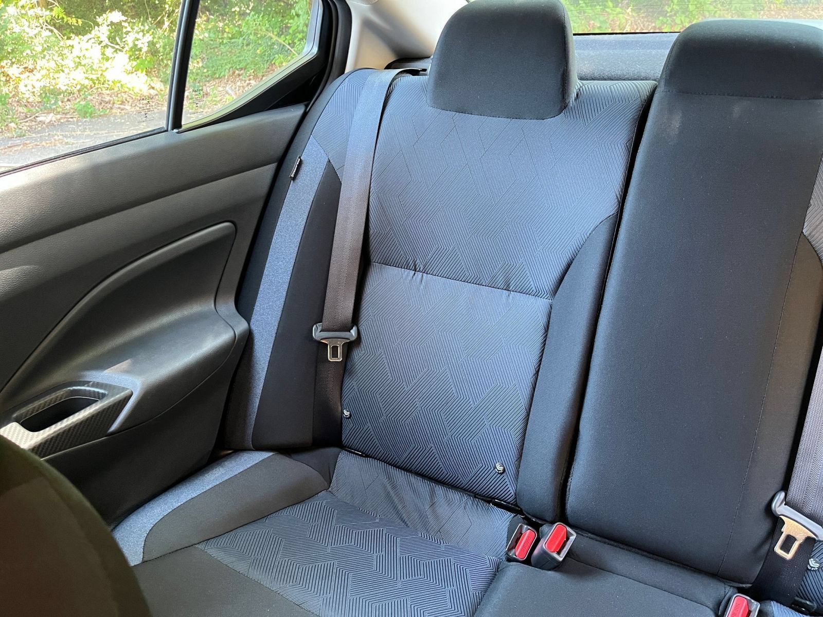 Used 2025 Nissan Versa SV FWD image 40