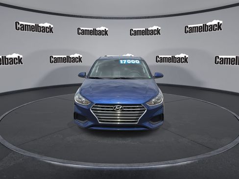 Used 2022 Hyundai Accent SE FWD image 2
