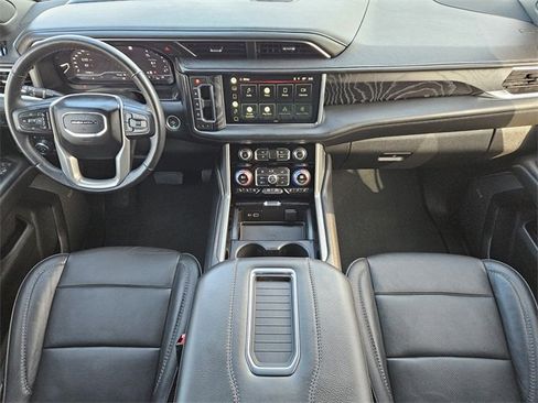 Used 2022 GMC Yukon Denali w/ Denali Ultimate Package image 25