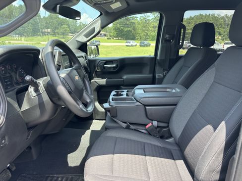 Used 2022 Chevrolet Silverado 1500 Custom RWD image 6