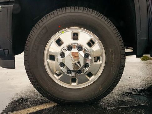 New 2026 GMC Sierra 3500 Denali Ultimate image 9