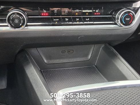 Used 2025 Chevrolet Equinox LT FWD image 20