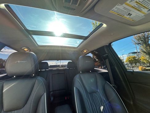 Used 2024 Buick Encore GX Avenir w/ Avenir Technology Package image 27