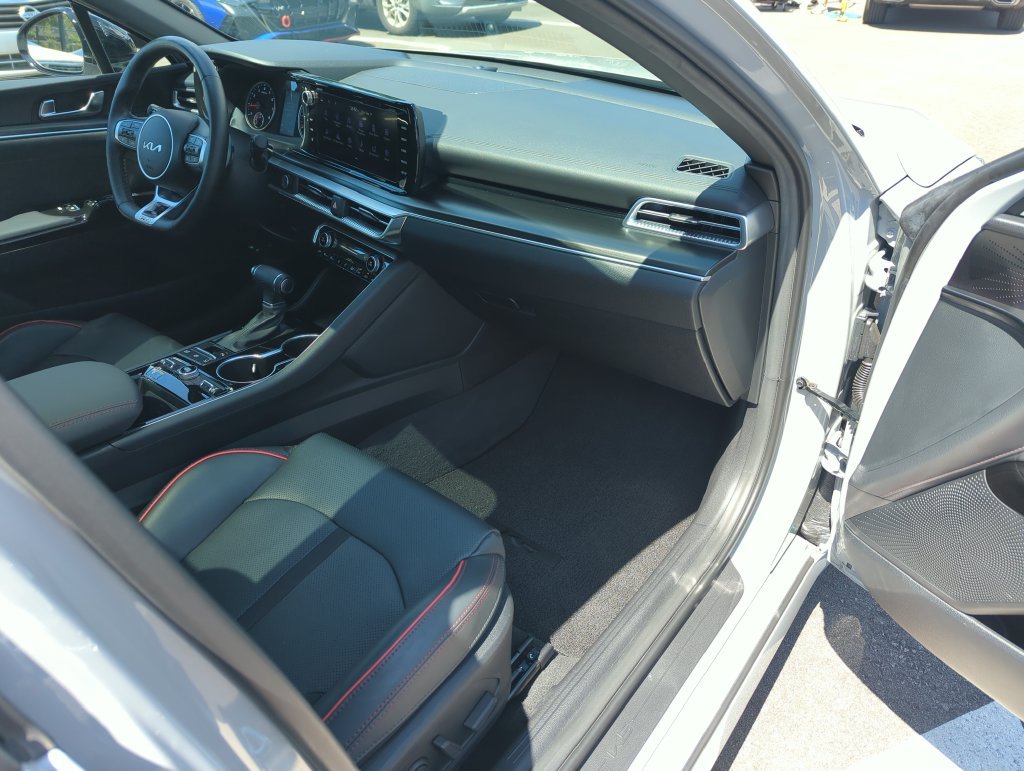 Used 2024 Kia K5 GT w/ GT1 Package FWD image 36