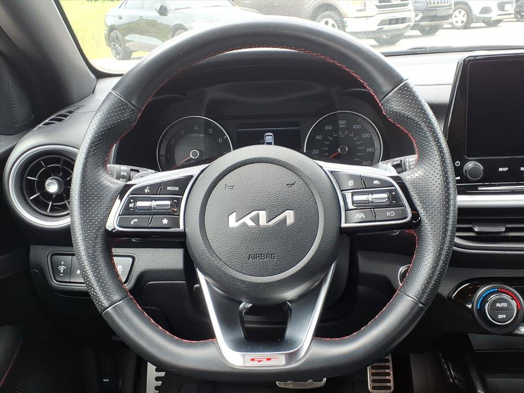 Used 2022 Kia Forte GT FWD image 13