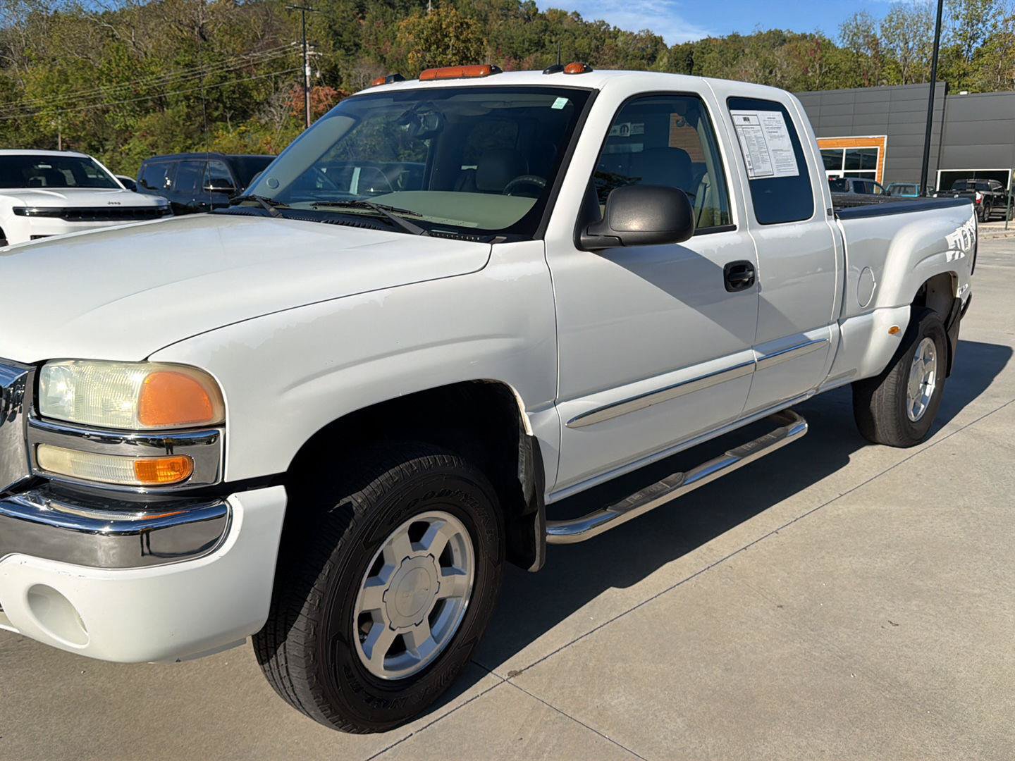 Used 2004 GMC Sierra 1500 SLT w/ Safe And Sound Package AWD/4WD image 7