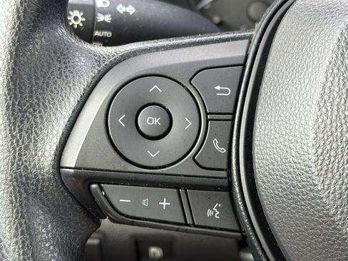 Used 2025 Toyota Corolla LE FWD image 16