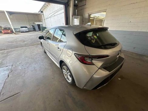 Used 2019 Toyota Corolla SE image 3