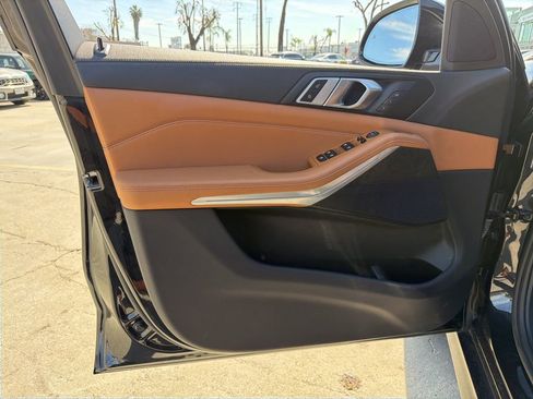 Used 2023 BMW X5 sDrive40i w/ M Sport Package image 19