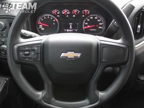 Used 2024 Chevrolet Silverado 1500 Custom image 13