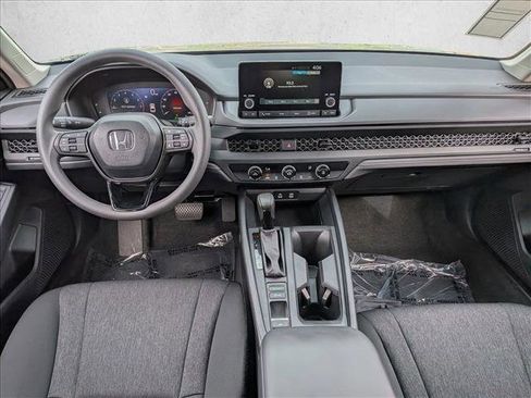 Used 2025 Honda Accord LX image 21