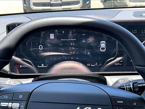 Certified 2025 Kia K4 GT-Line Turbo FWD image 13
