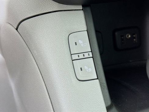 Used 2019 GMC Acadia SLT image 20