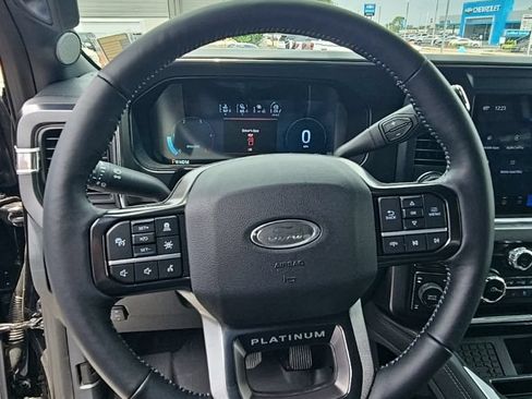Used 2026 Ford F250 Platinum AWD/4WD image 12