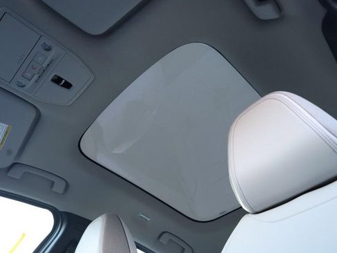 New 2026 Nissan Leaf Platinum+ w/ Cargo Package (Platinum+) image 8